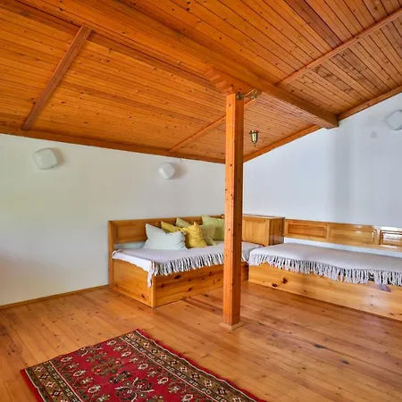 200m2 Center Guest house *