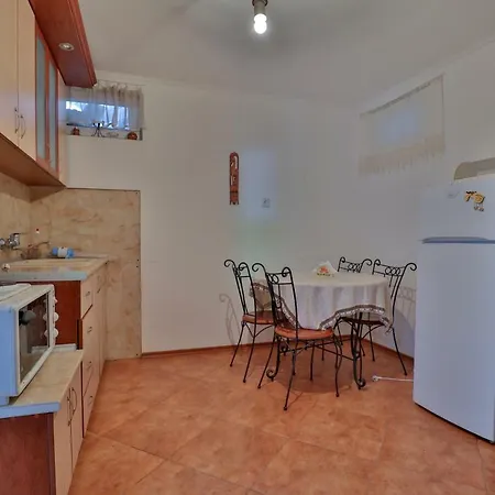 200m2 Center * Balchik