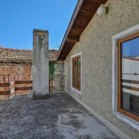 Guest house 200m2 Center Balchik